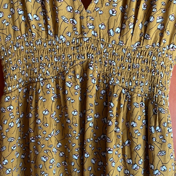 FREE PEOPLE fall colored  print cutout back dress with POCKETS! - Picture 3 of 11